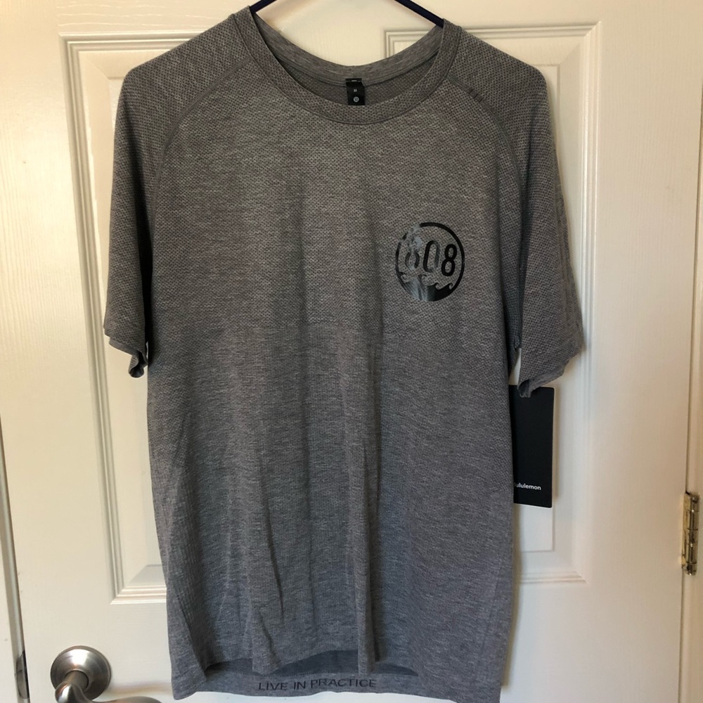 Lululemon Hawaii Metal Vent Tech SS Shirt
